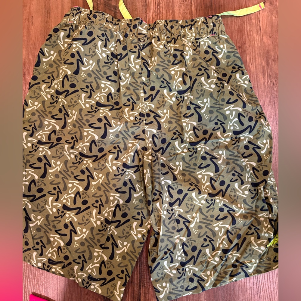 Zumba Fitness Pink Tank, camo cropped pant, camo shorts, light cardigan, fun top - Picture 9 of 14